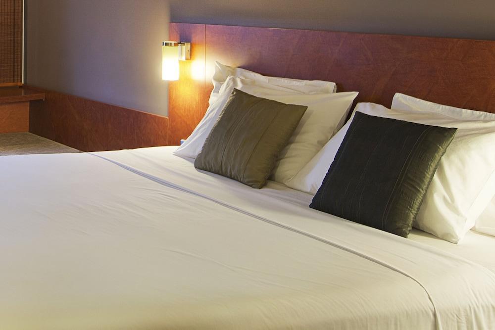 Отель Ibis Hamilton Tainui Экстерьер фото