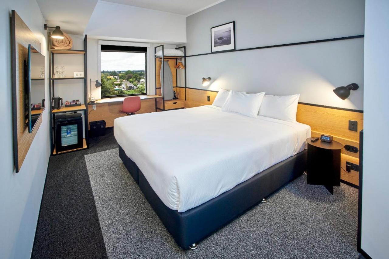 Отель Ibis Hamilton Tainui Экстерьер фото