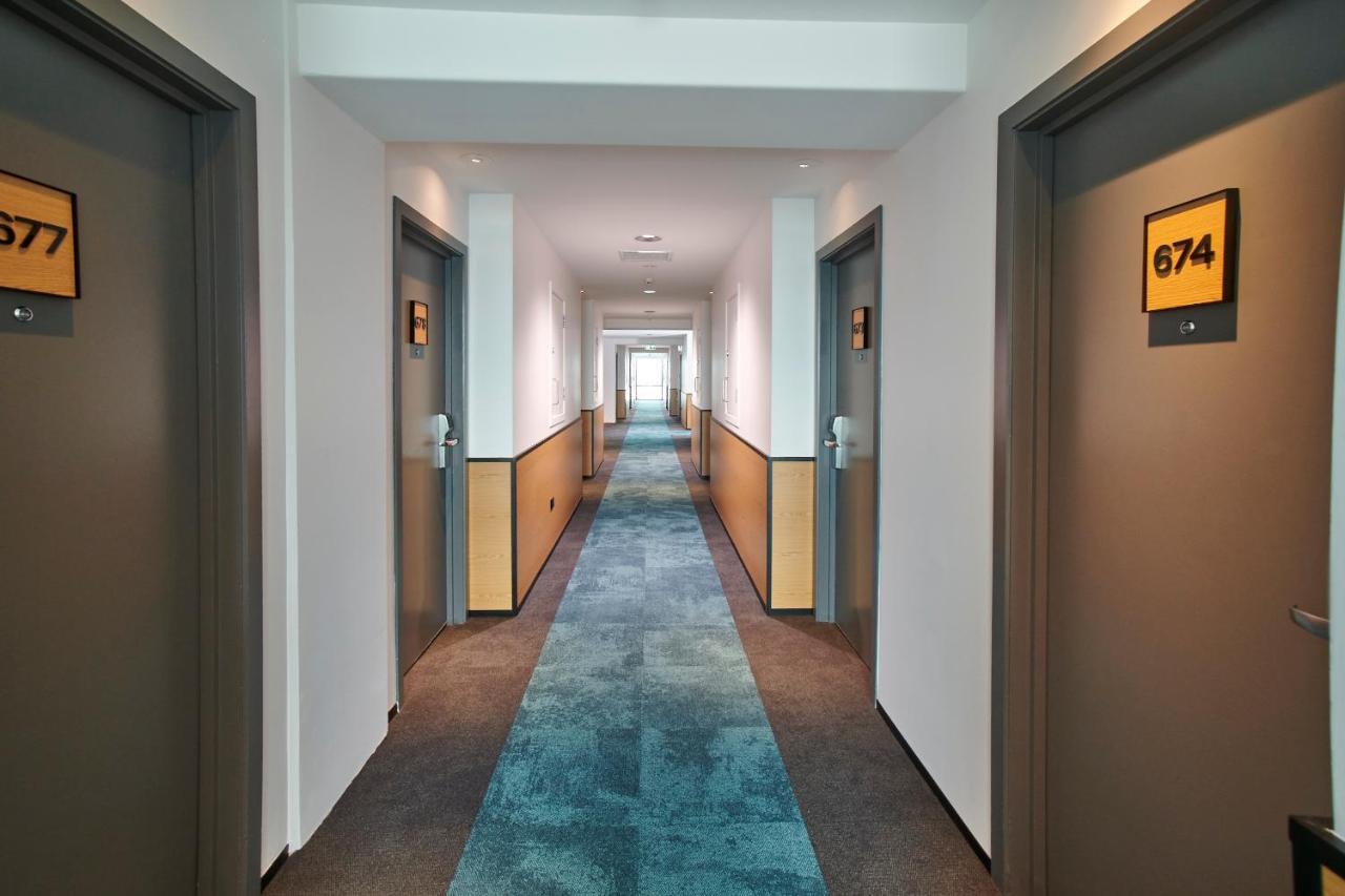 Отель Ibis Hamilton Tainui Экстерьер фото