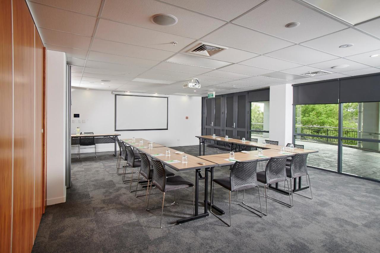 Отель Ibis Hamilton Tainui Экстерьер фото