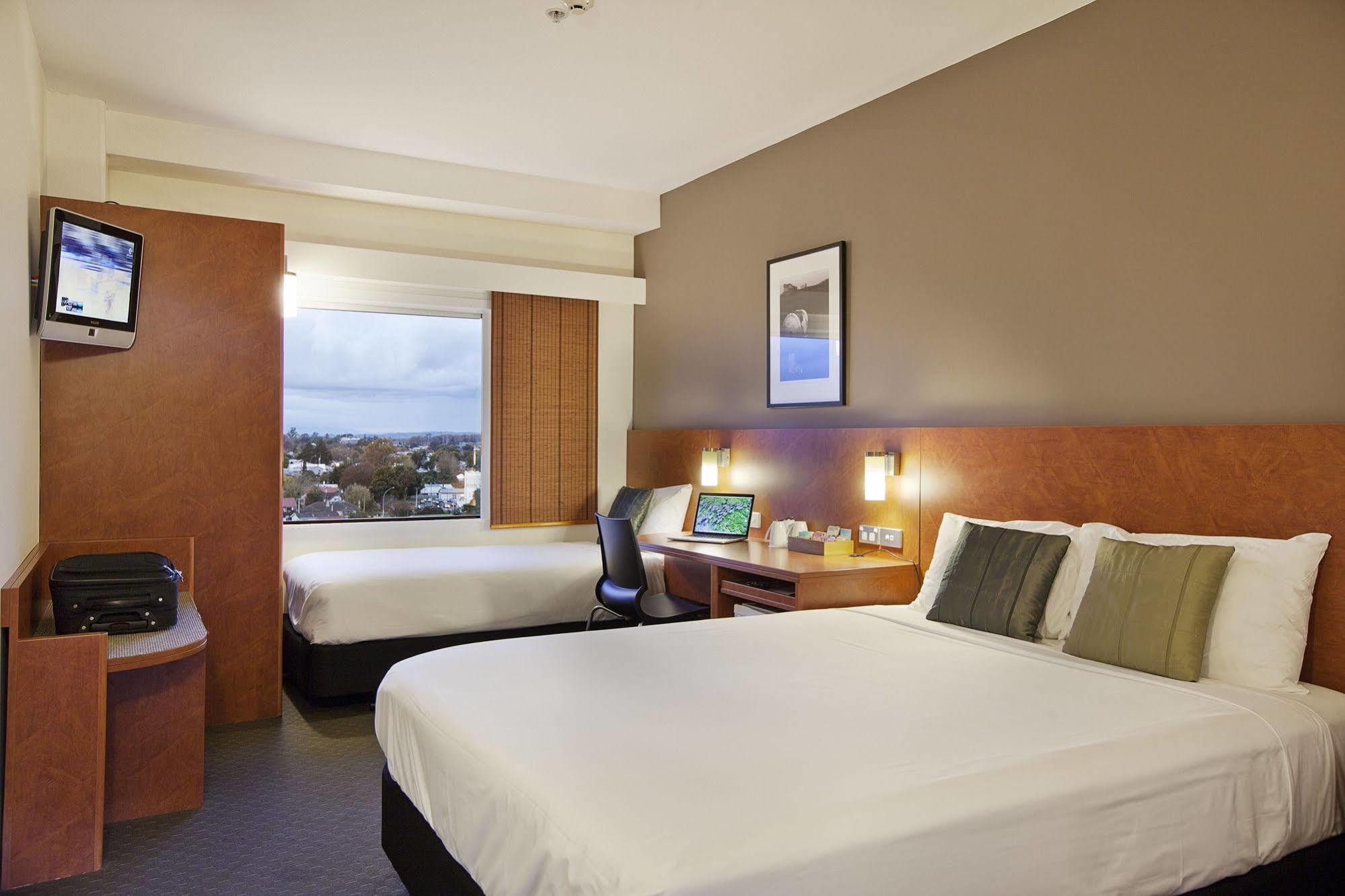Отель Ibis Hamilton Tainui Экстерьер фото