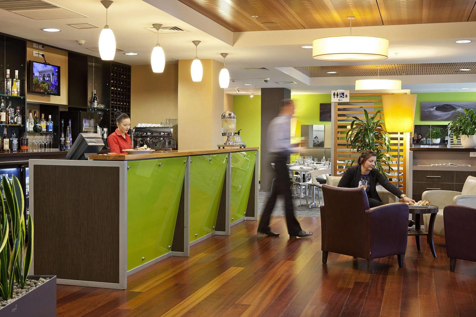 Отель Ibis Hamilton Tainui Экстерьер фото